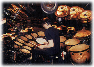  Terry Bozzio's drum set © John T. DeStefano 2001